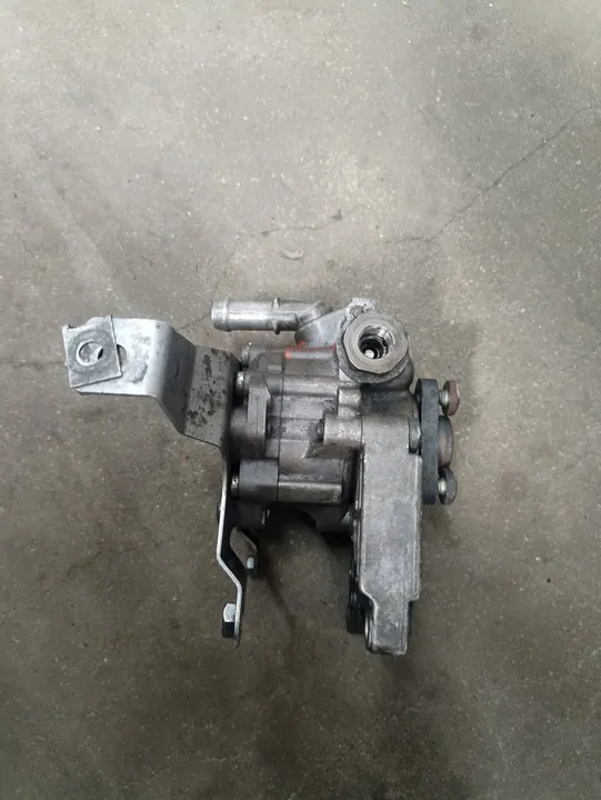 Bomba de direção assistida BMW E90 E91 E92 335D OEM image 7