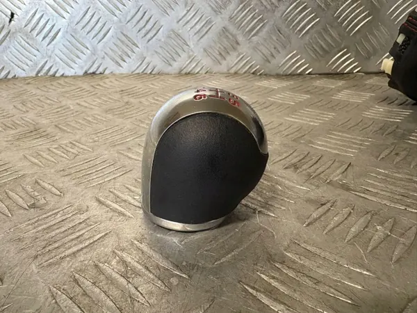 Pomo de cambio Ford Puma MK2 OEM L1TR-7C453 image 9