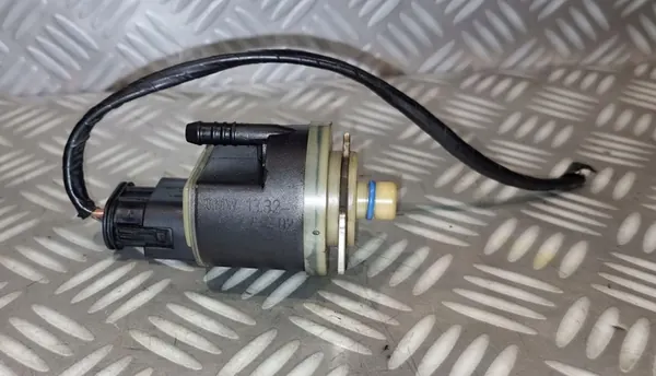 BMW 5 E60 E61 E90 E91 3.0 D Chauffage Filtre à Carburant 7793673 image 1