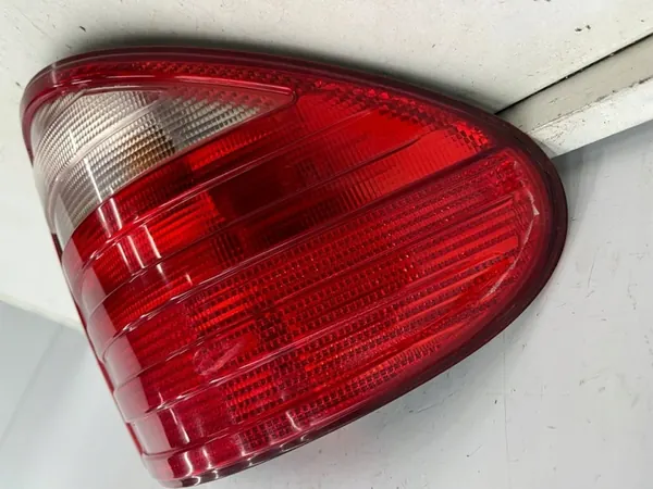 MERCEDES W210 95-99 RECHTER ACHTERLAMP COMPLEET image 3