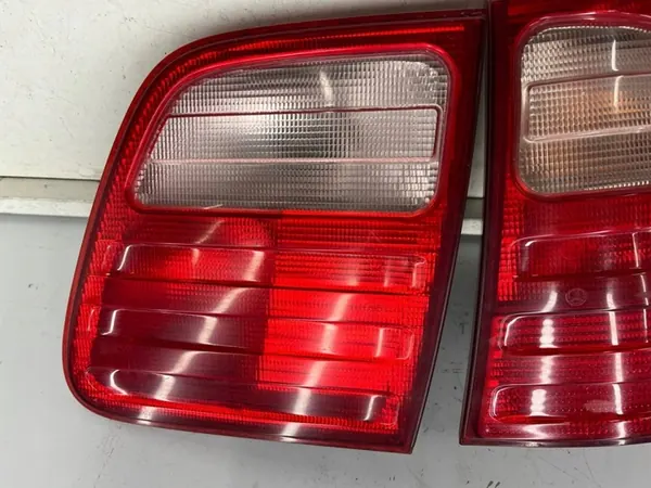 MERCEDES W210 95-99 RECHTER ACHTERLAMP COMPLEET image 7