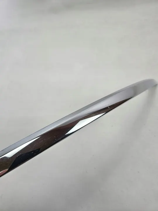 AUDI A6 C6 LIFT Etupuskuri Kromilista Vasemmalle 4F0853065 image 3