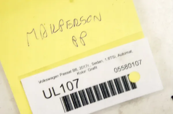 UL107 VW Passat B8 1.8TSI Ammortizzatore Destro Anteriore image 8