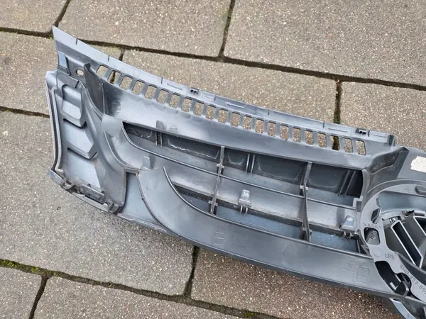 VW GOLF V PLUS Front Grille Complete image 10