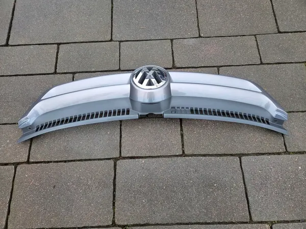 VW GOLF V PLUS Front Grille Complete image 8