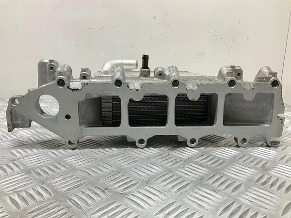 Audi OE 04L129766AB coletor de admissão image 4