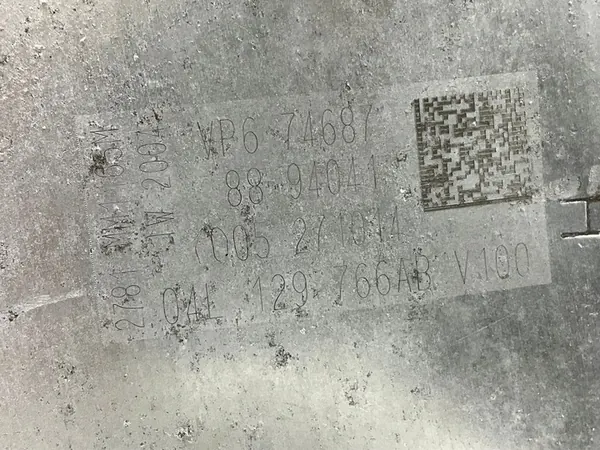 Audi OE 04L129766AB coletor de admissão image 8