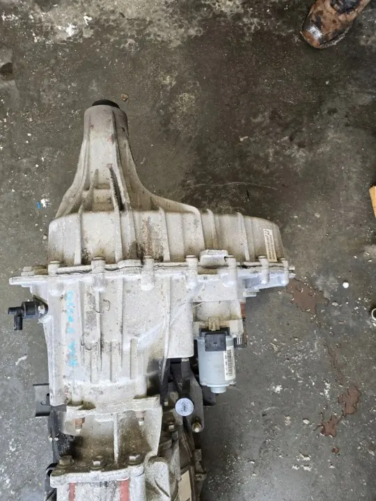 OEM 68250775AE Reducer för Ram Rebel 5.7 HEMI 4x4 image 2