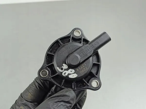 Motorutrymmesdel Maserati Levante 2018 2112122 image 2