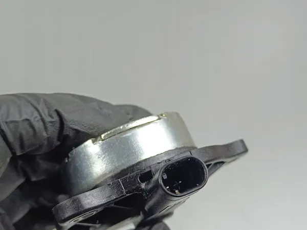 Motorutrymmesdel Maserati Levante 2018 2112122 image 3