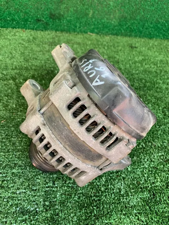 Vaihtovirtageneraattori Toyota Auris 150 2011 OE 27060 0T051 image 2