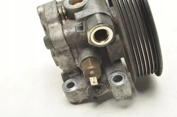 Pompe de direction assistée Mazda MX-5 III 2.0 OEM NE5132650C image 3