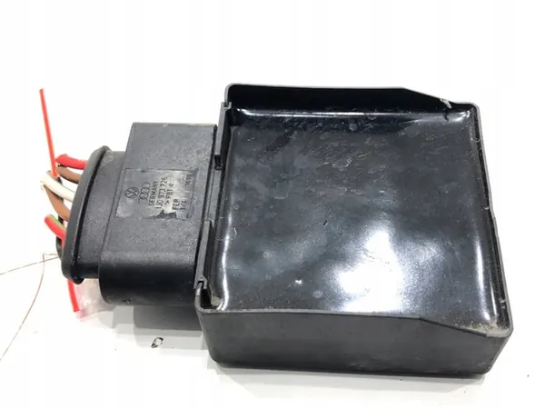 Brandstofpomp Module SEAT ALHAMBRA II 5Q0906121F image 1