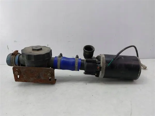 Webasto verwarmingspomp OEM URBINO 9,2 - 2-pins kubus image 4