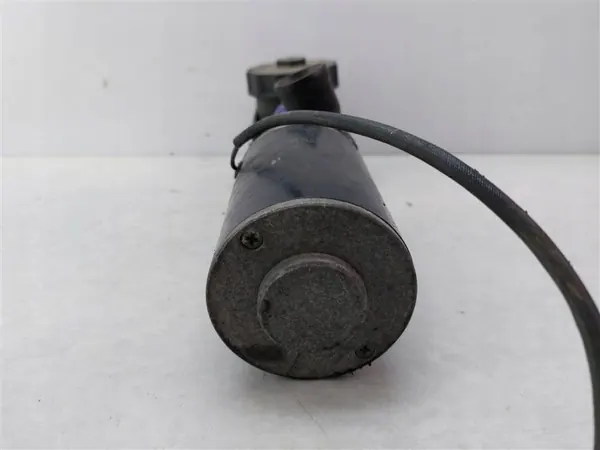 Webasto verwarmingspomp OEM URBINO 9,2 - 2-pins kubus image 5