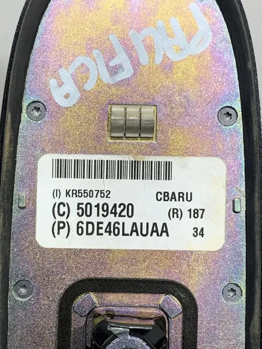 Antenne aileron OEM 6DE46LAUAA pour Chrysler Pacifica image 6