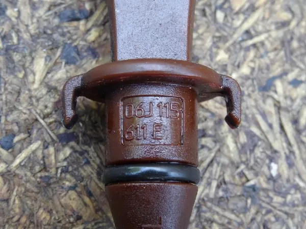 Oljesticka OEM 06J115630K för 1.8 TFSI motor image 4
