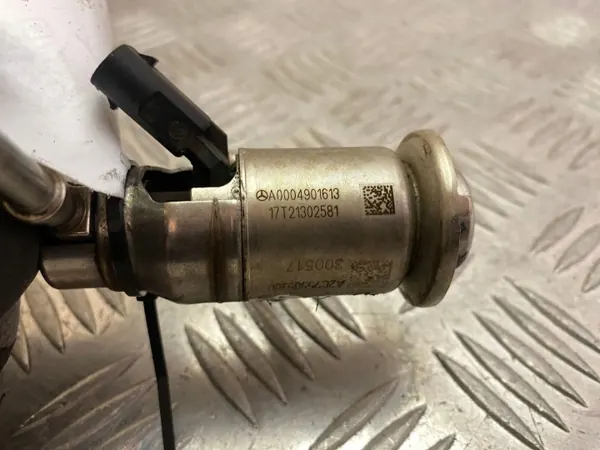 Mercedes-Benz AdBlue-suutin OEM A0004901613 image 3