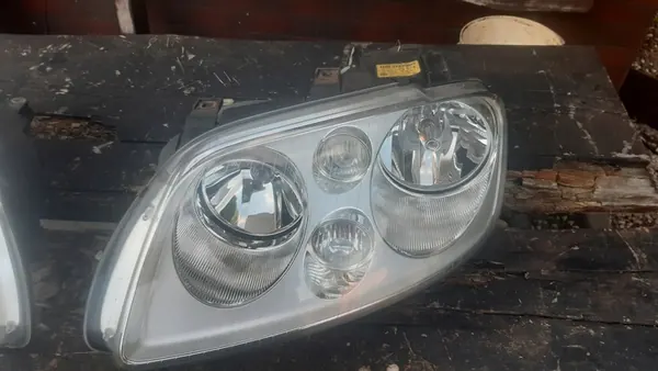 VW Caddy Touran Etuvalosarja Eurooppa image 3