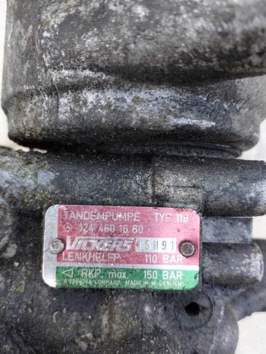 Bomba de direção assistida Mercedes W124 image 2