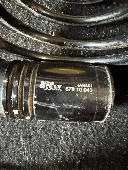 Suspension à coilovers KW Audi A4 B8 A5 8T A4 B9 A5 image 5