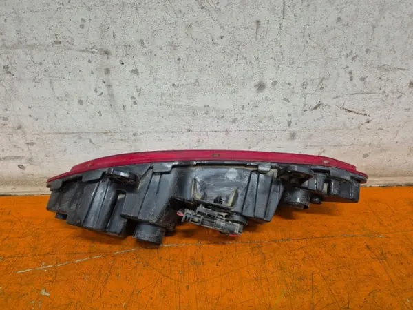 Volvo EX30 23- Taka Oikea Sumuvalo OEM P8891884366 image 5