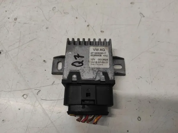 AUDI Q7 4L 05- 3.6FSI Controlador de Bomba de Combustível 4F1906093C image 2