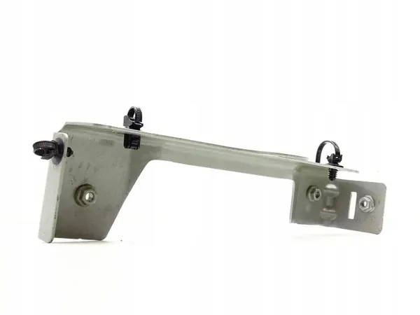 Kotflügelhalter Volvo XC40 OEM 32277558 Sand Dune image 3
