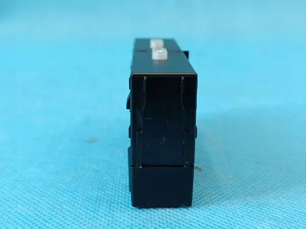 Enchufe USB-C Doble Puerto Audi OEM 8Y0035736 image 5