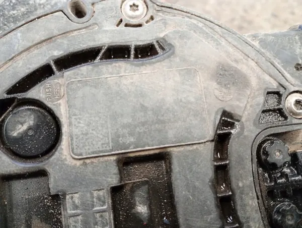 Réservoir AdBlue Fiat Doblo 1.3D 2015 A2C18547200 image 3