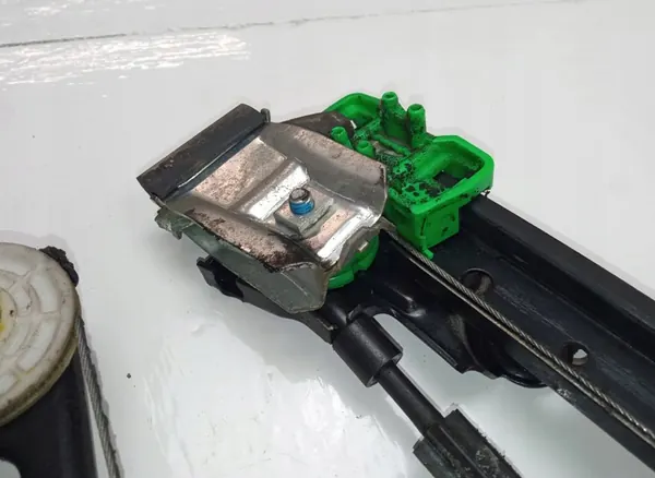 Elemento do Mecanismo da Janela Esquerda Volkswagen Sharan image 4