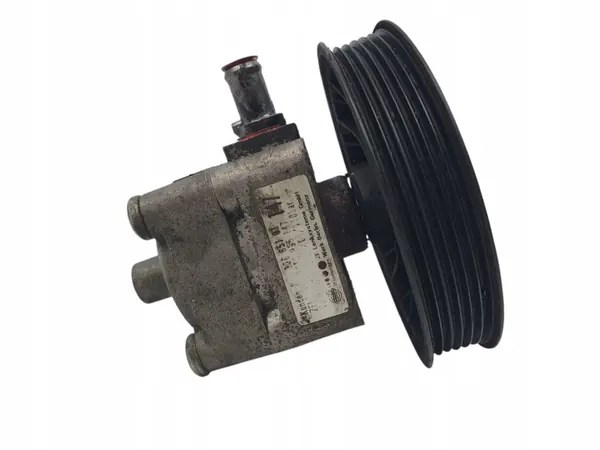 Stuurpomp Volvo S60 S80 V70 XC70 XC90 2.4 D5 30665101 image 3