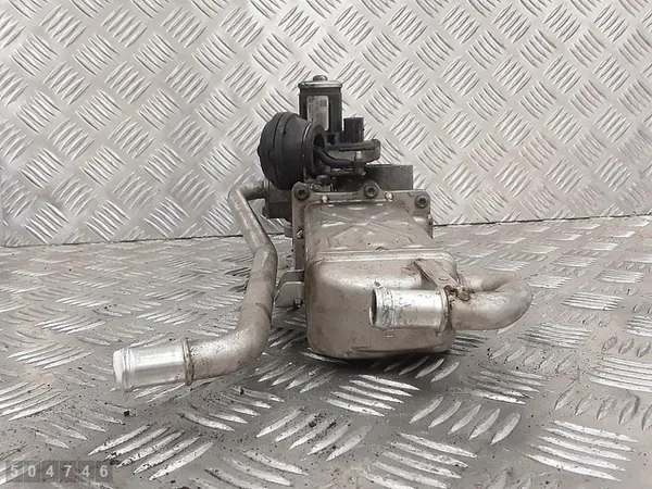 EGR-venttiili Audi A1 2011 2000td 03l131512bh image 3