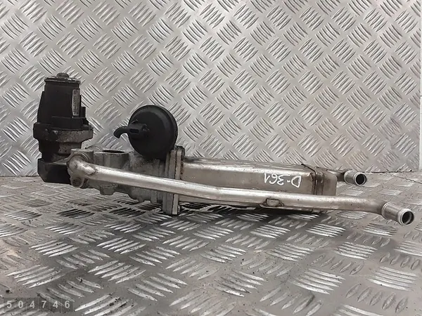 EGR-venttiili Audi A1 2011 2000td 03l131512bh image 4