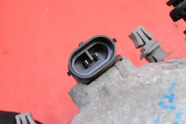 Faro halógeno delantero derecho OEM P4319L Suzuki Liana image 7