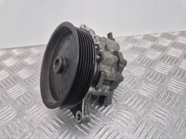 SERVOSTYRNINGSPUMP MERCEDES C KLASA 204 image 4