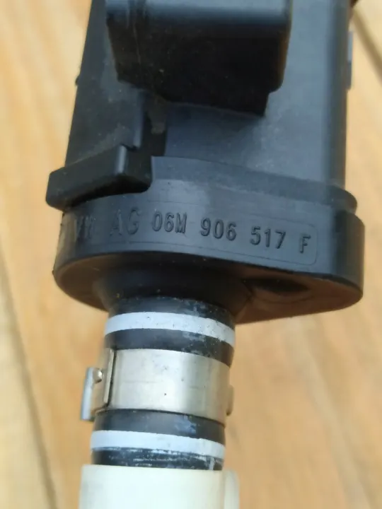 Actiefkoolfilterklepbuis OEM 06M133240CJ - Audi image 9