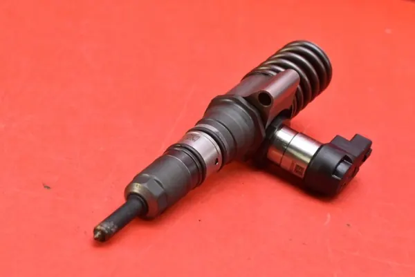 Bomba de inyección OEM 03G130073T para Audi A3 8P 2.0 TDI image 4