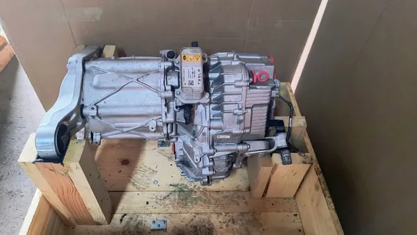Tesla Model X Elektromotor OEM 1035000-01-J image 2