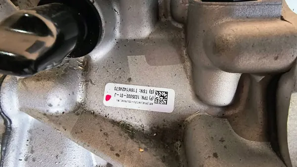 Tesla Model X Elektromotor OEM 1035000-01-J image 6