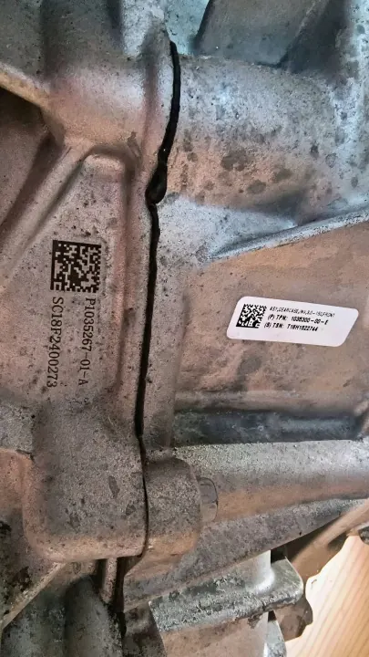 Tesla Model X Elektromotor OEM 1035000-01-J image 9