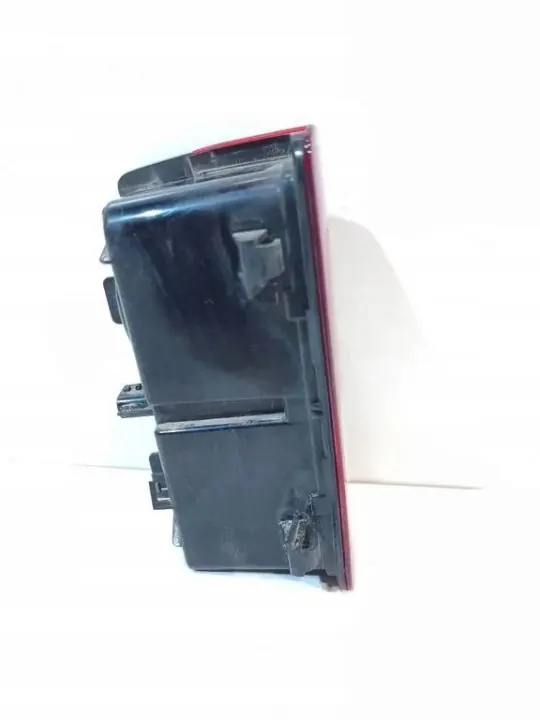 Luz trasera halógena Renault OE 265598248R Usado image 5