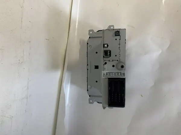 Fiat OE Multimedia Radio OEM 07357352700 - Käytetty image 3