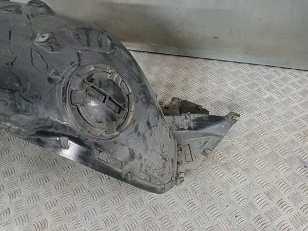 VW T-ROC Oikea Etulokasuoja 2GA809958C image 3