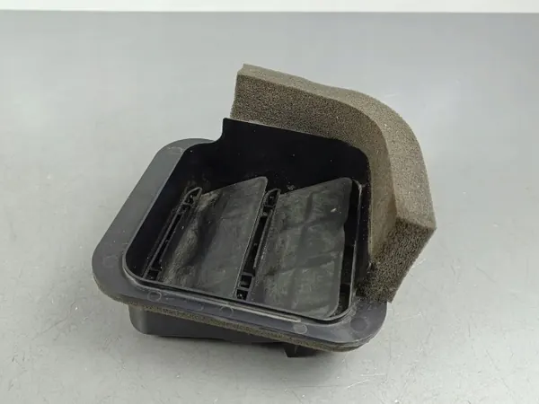 Subaru OE Lüftungsgitter OEM FOB41614 - Gebraucht image 3