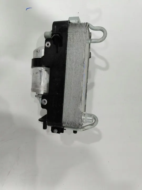 BMW Pyyhin OEM 16477362 G11 G12 G30 -mallille image 4