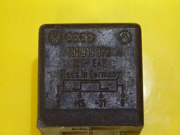 Relä 42 VW Golf II 191919376A image 2