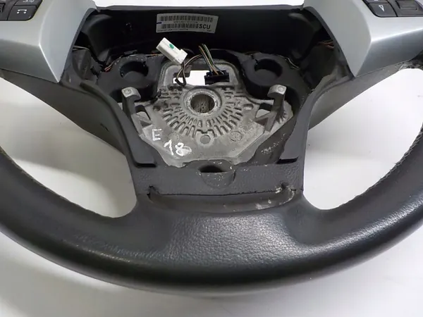 Volant cuir OEM 13230289 RD5 pour Opel Corsa D image 10