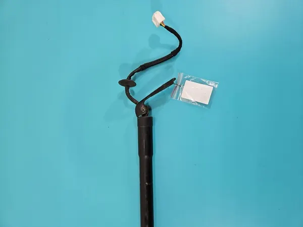 Höger baklucka aktuator Nissan X-Trail III T32 13-21 OEM 90561 4CL2A image 7