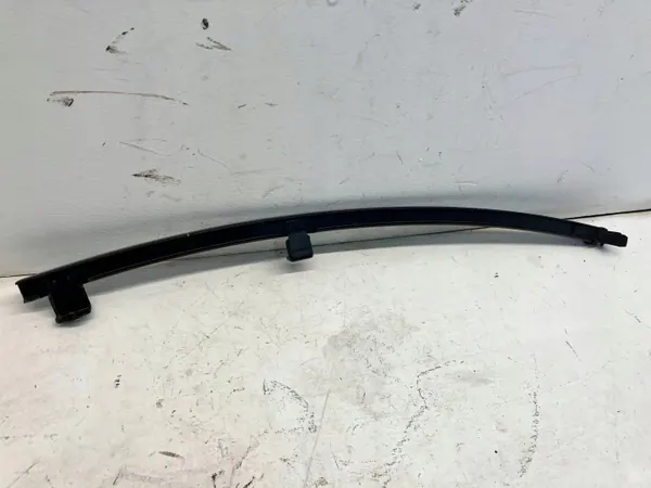 Takaikkunan Ohjain Vasen OEM OYT21668 - Käytetty image 4